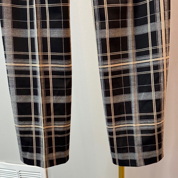 New York & Company pull on Plaid checkered high waist trousers Pants NEW L - Picture 10 of 15